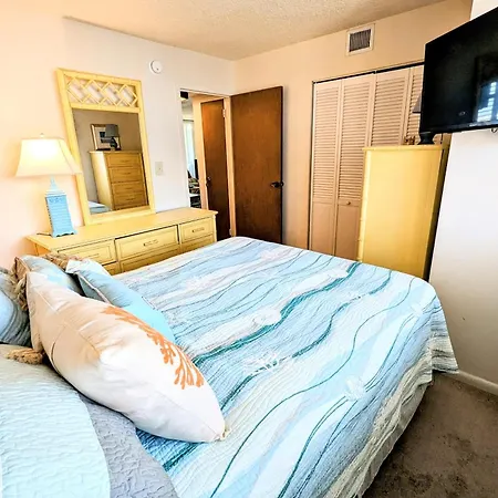 Surfside 84 Unit 18 Apartment